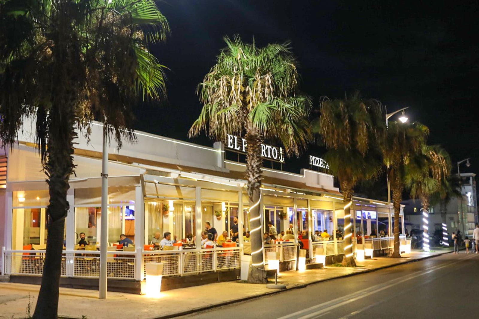 Marina Café