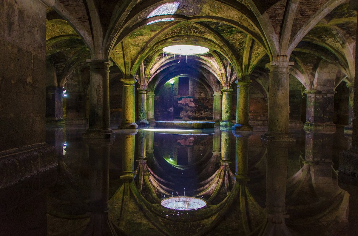 Portuguese Cistern